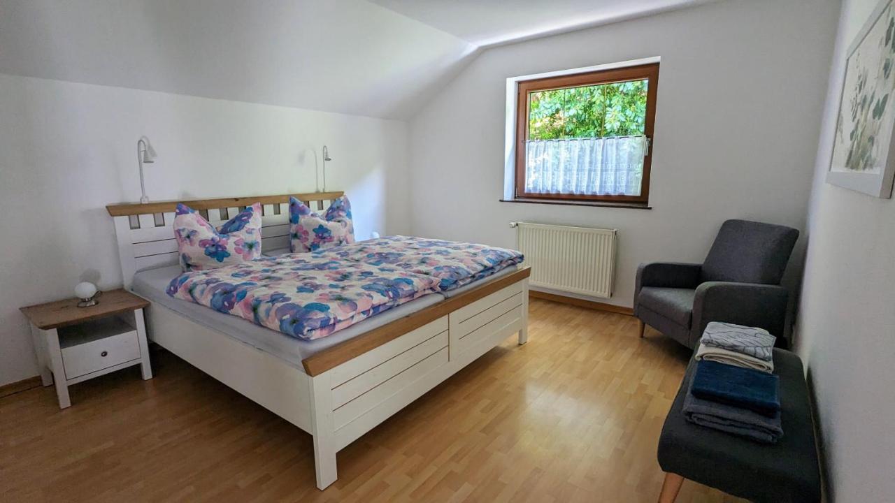Ferienwohnung Haus An Der Mosel Bernkastel-Kues Exterior foto